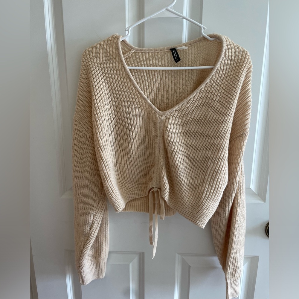 H&M Divided Cropped Beige Cinched Sweater